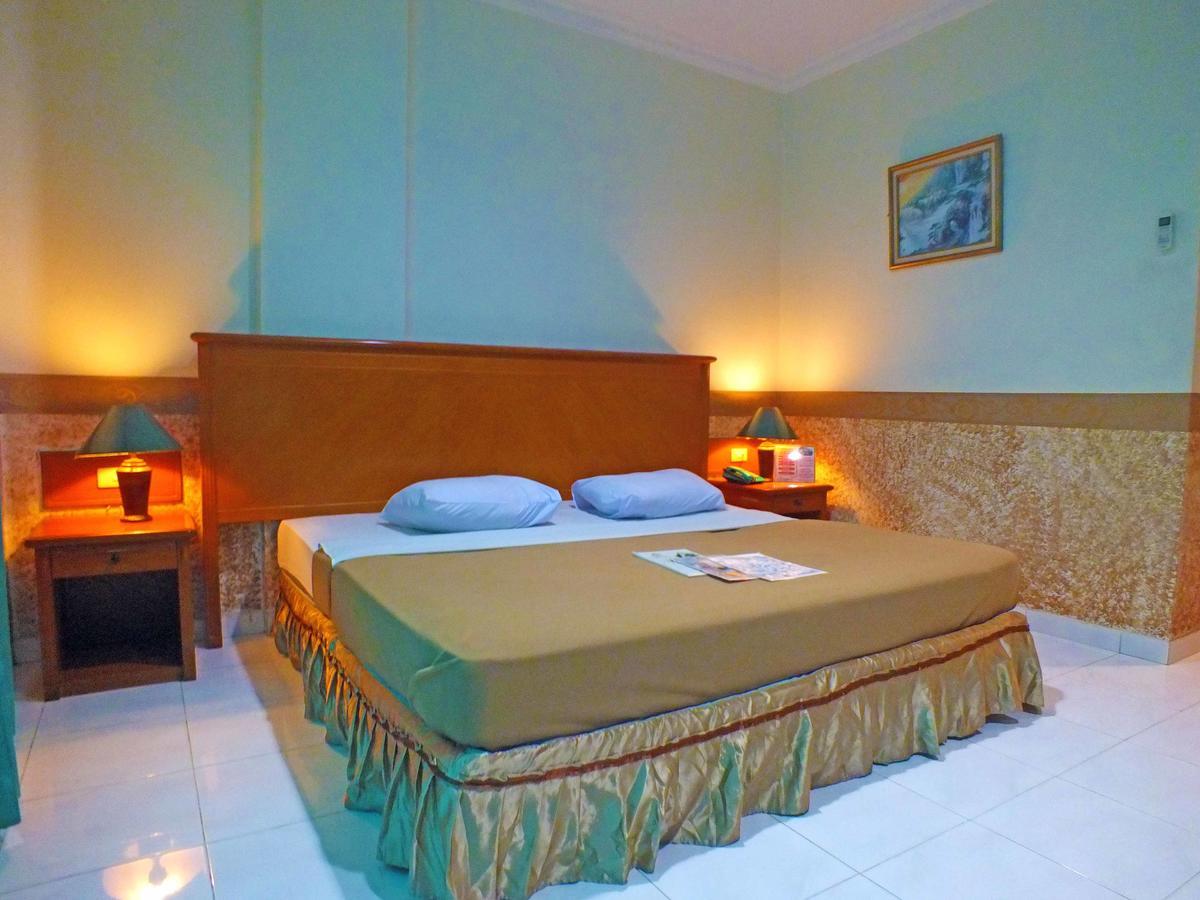 Hotel Puri Kwitang Jacarta Exterior foto
